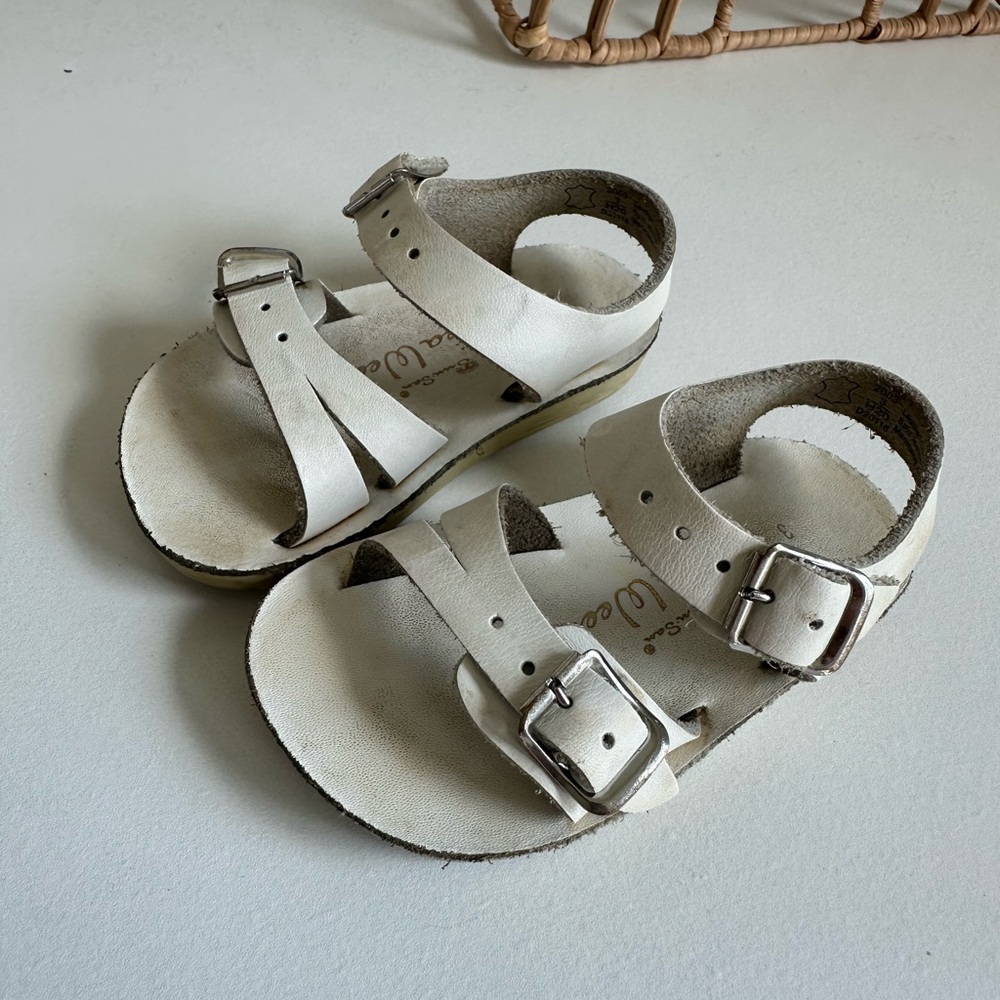 Stylish White Kids Sandals with Buckle